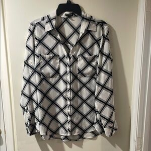 Women's Black and White Plaid Top